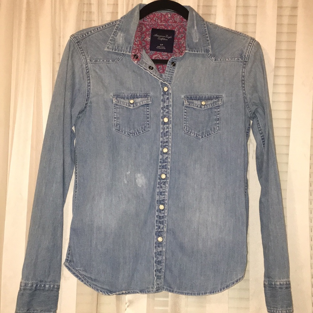 American Eagle denim shirt